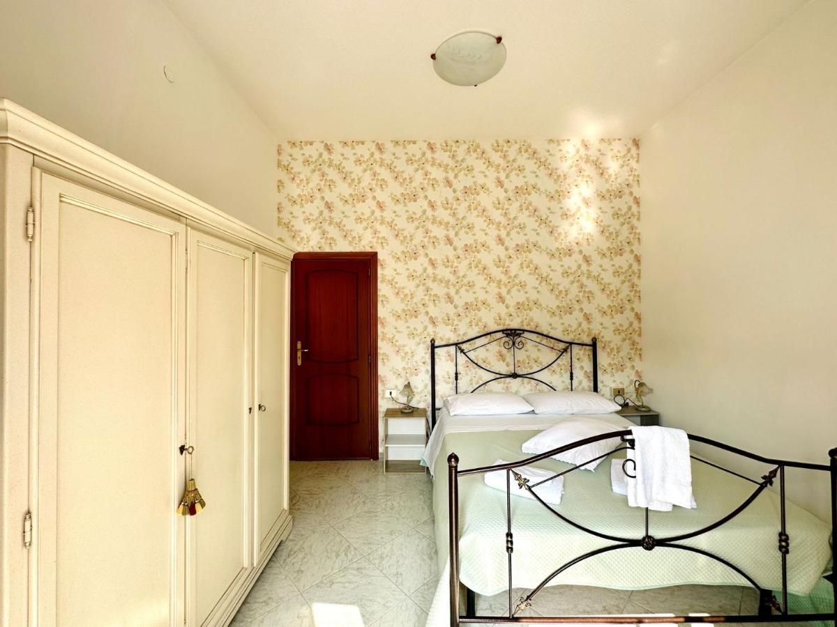Family Relax Caracciolo Bed & Breakfast Napoli Exterior foto