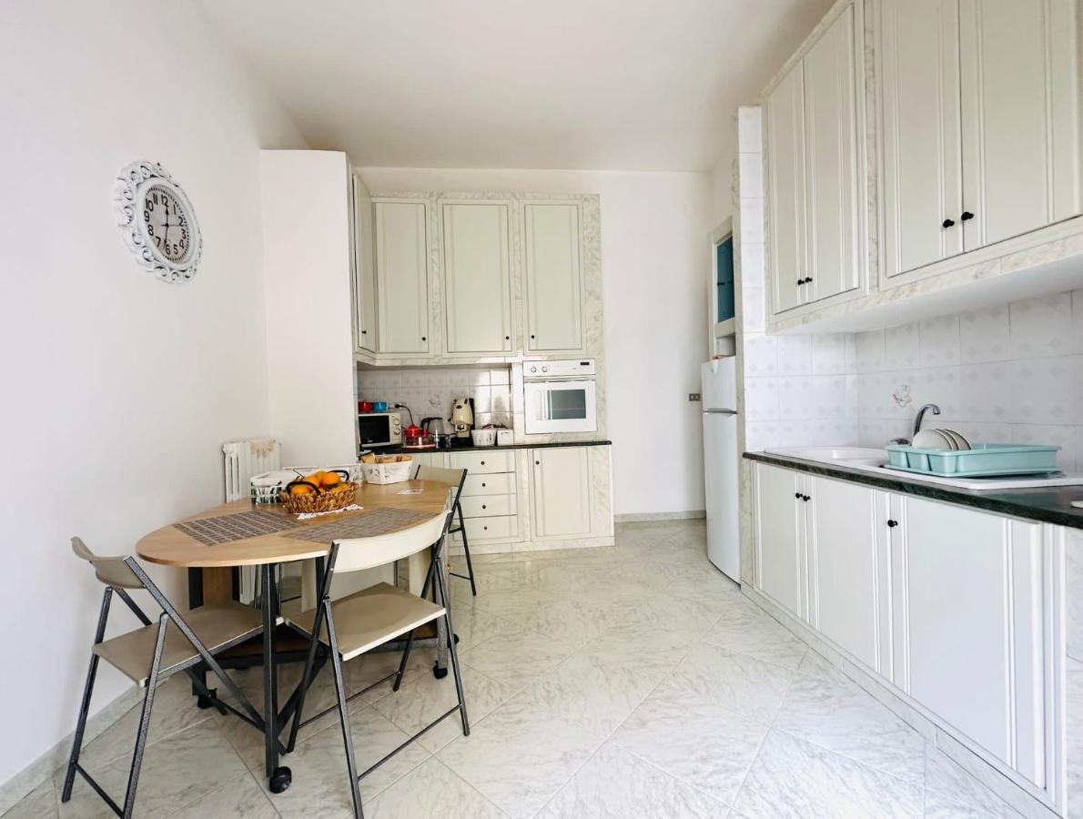Family Relax Caracciolo Bed & Breakfast Napoli Exterior foto