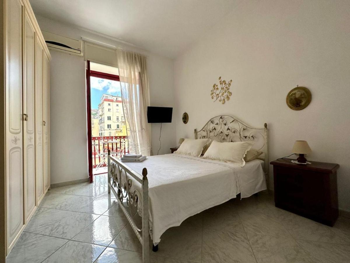 Family Relax Caracciolo Bed & Breakfast Napoli Exterior foto